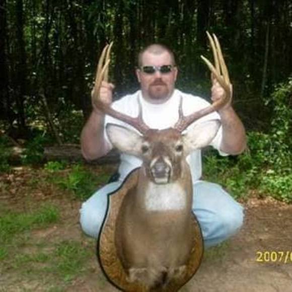 Meet your Posher, Josh - Picture 1 of 1